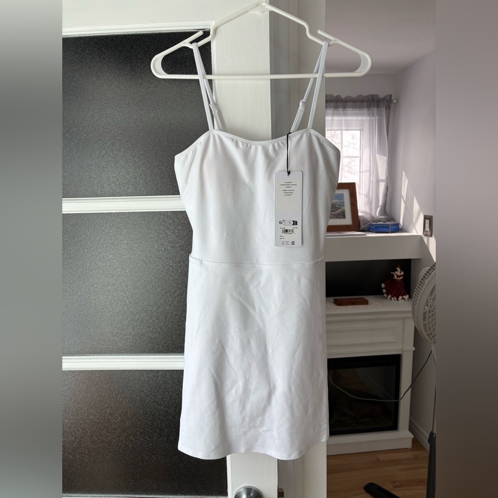 Alo Yoga Alosoft Courtside Tennis Dress White in M Medium